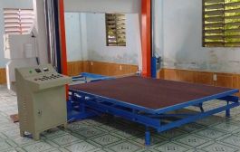 máy cắt mút nằm