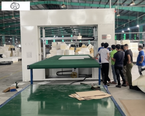 Máy cắt cnc 